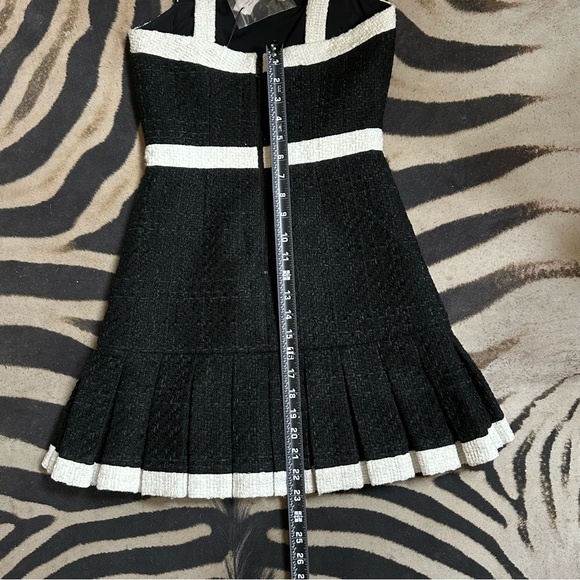 ALICE + OLIVIA Clarine Knit Pleated Mini Dress🌸 - Picture 14 of 16